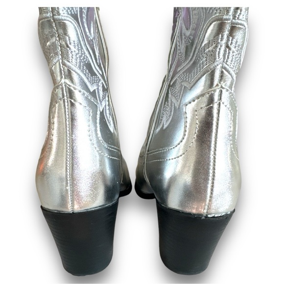 Forever 21 Embroidered Metallic Cowboy Boots - Picture 11 of 16